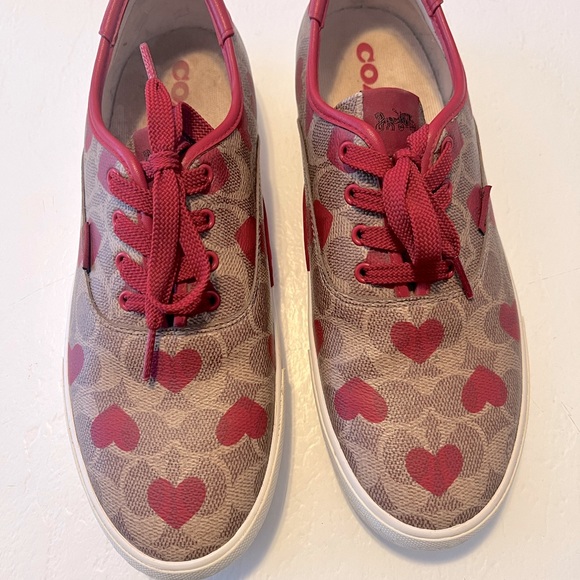 ***Authentic*** COACH ELECTRIC RED HEART SNEAKERS, size W 10 - Picture 1 of 7